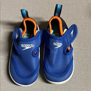 Speedo Blue and Orange Water Shoes with Textured Grip